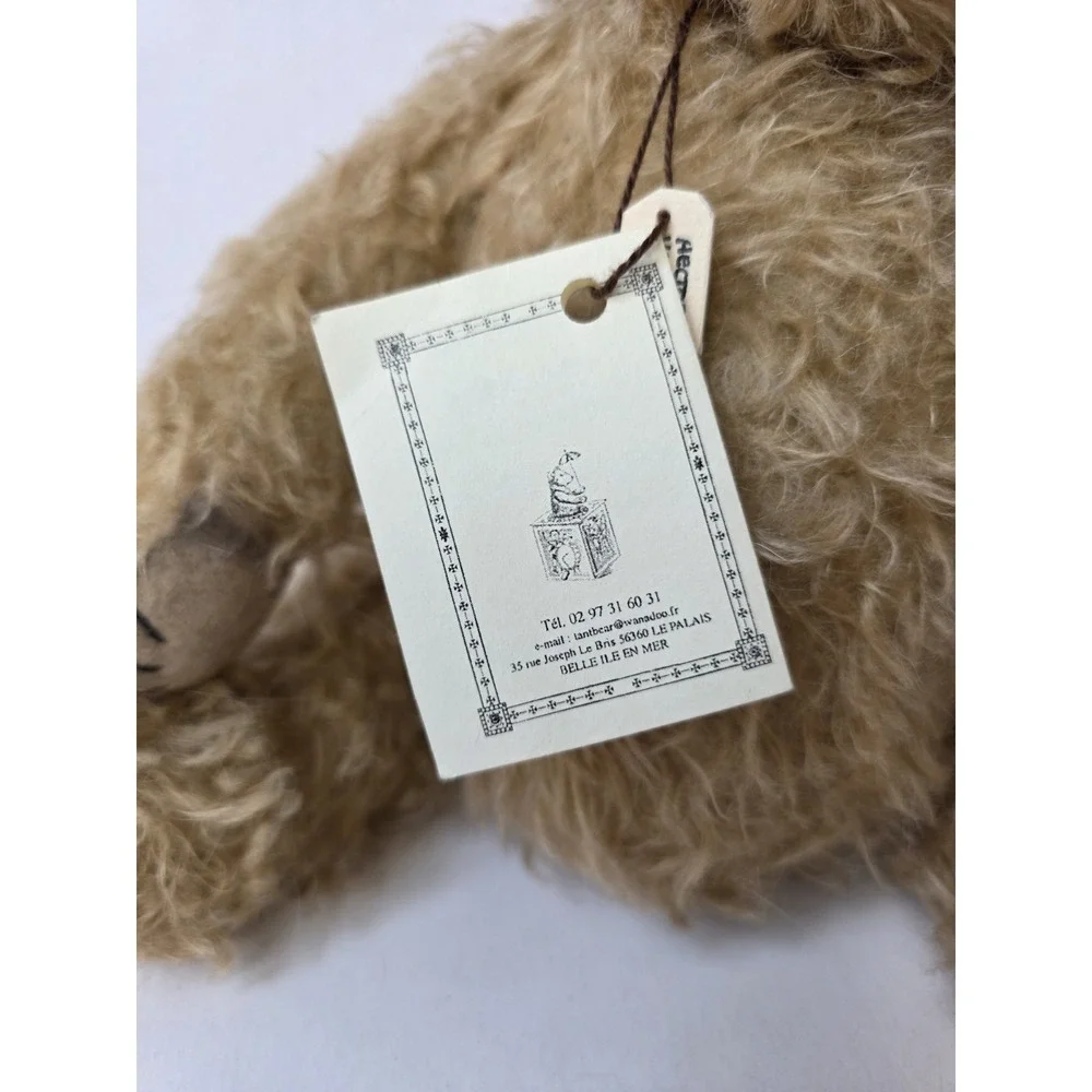Artist teddy bear by Susan Tantlinger 15